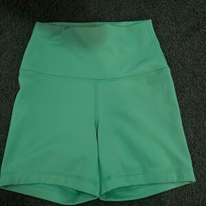 Yogalicious Lux green Shorts